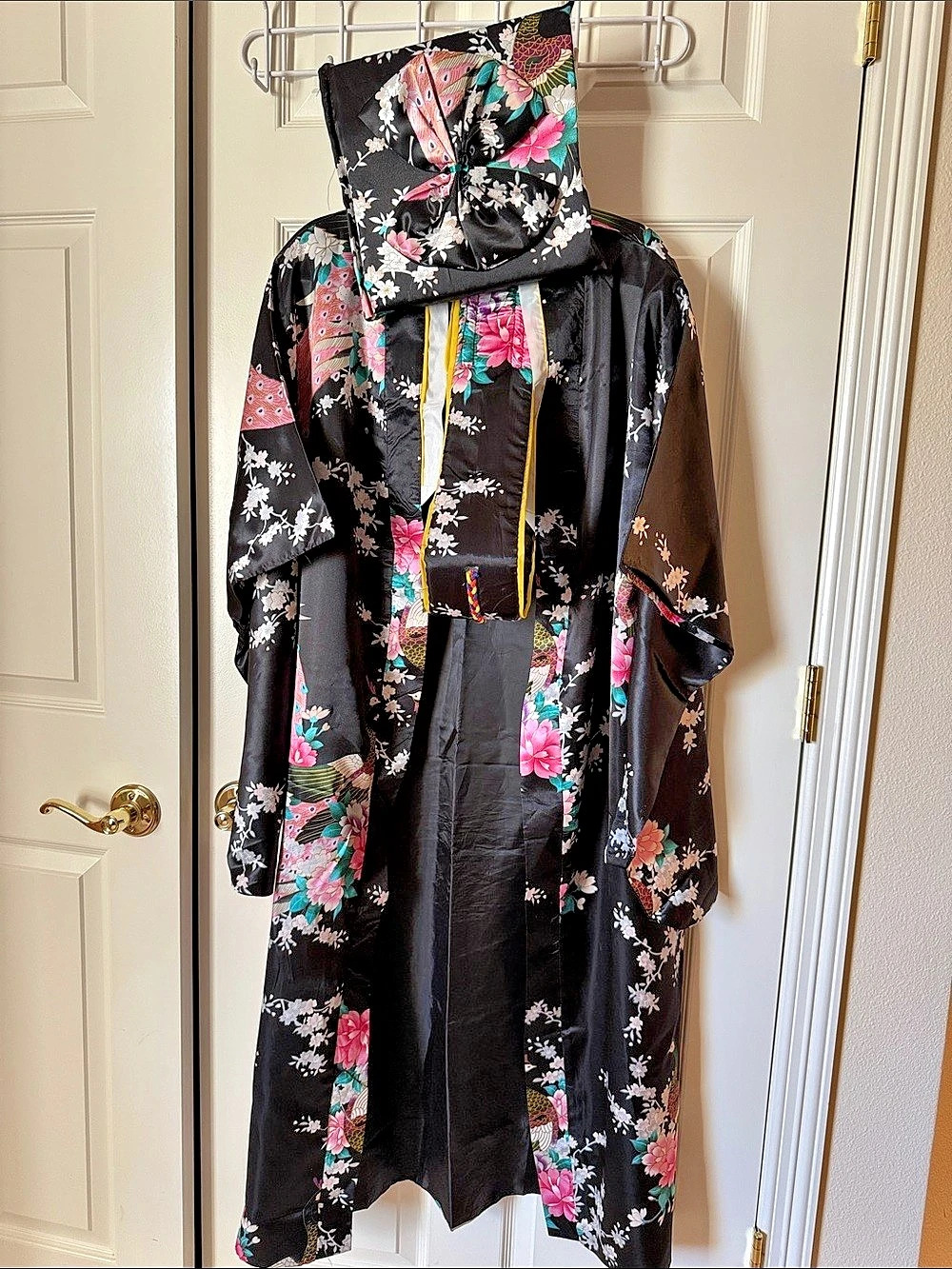 HALLOWEEN COSTUME: geisha outfit, Black & Pink, size L/M
